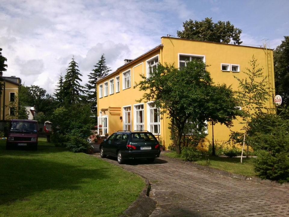 Villa Kunterbunt Willa Smiesznotka بوتسك المظهر الخارجي الصورة