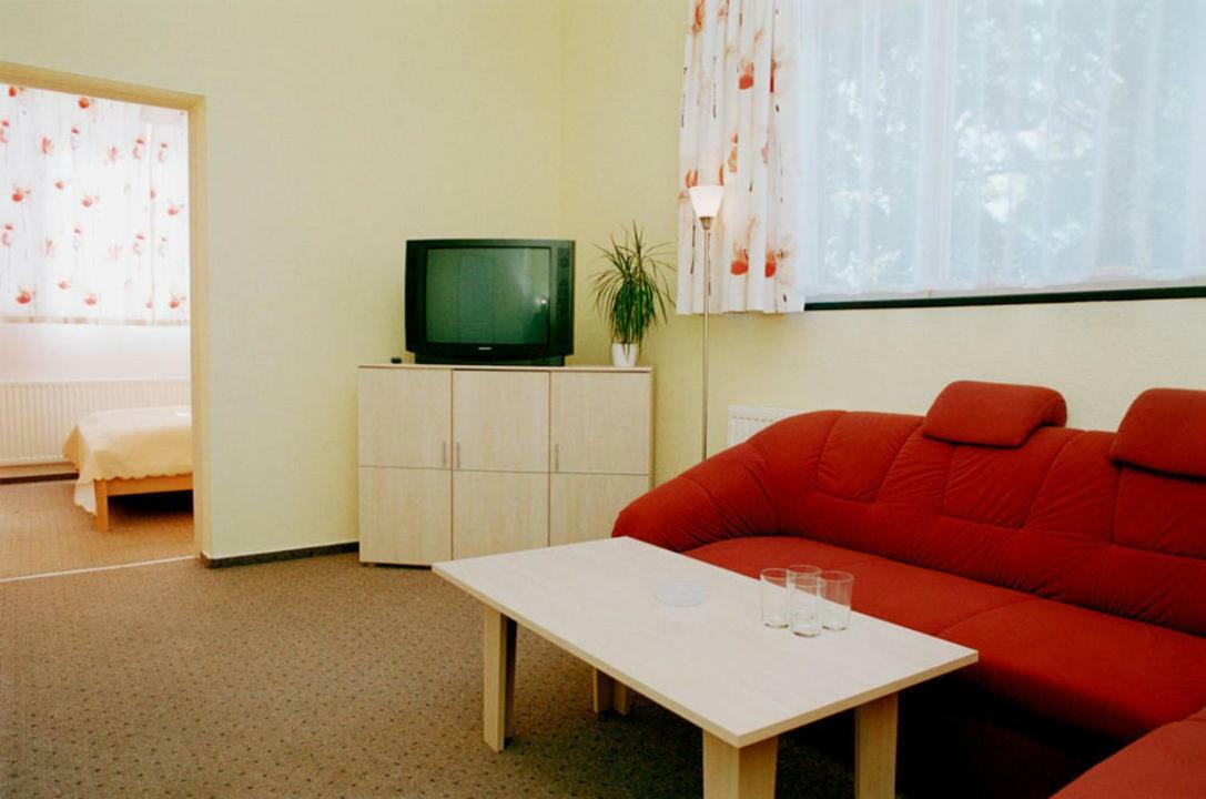 Villa Kunterbunt Willa Smiesznotka بوتسك المظهر الخارجي الصورة